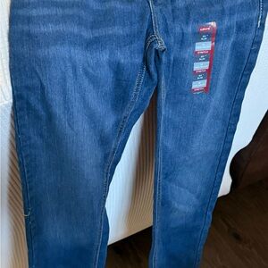 Levi's Women's Dark Blue Skinny Jeans